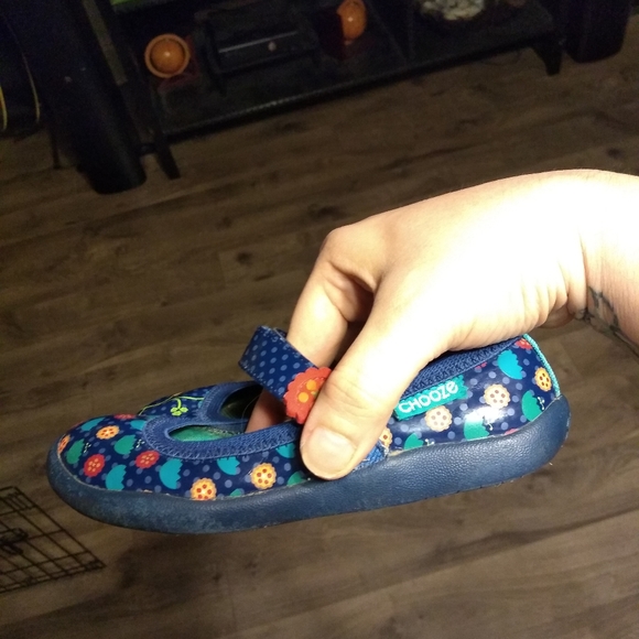 Girls Shoes Sizes 12/13 and 1! Great condition! - Picture 7 of 14